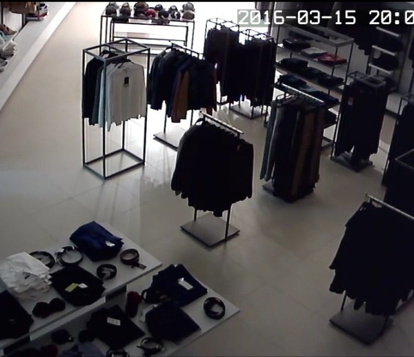 Монтаж камер в магазине одежды